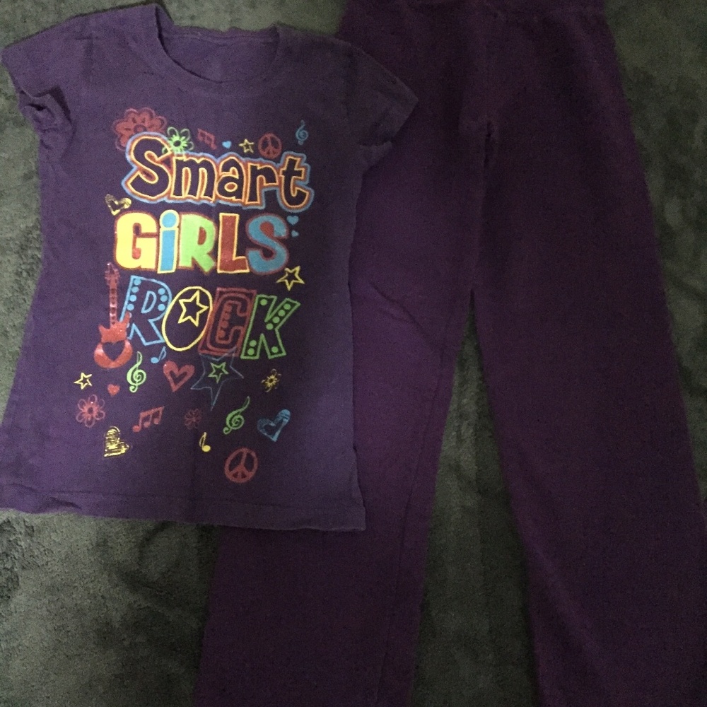 Girls Jogging Outfit Size Small